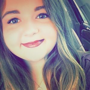 Meet your Posher, Hailey